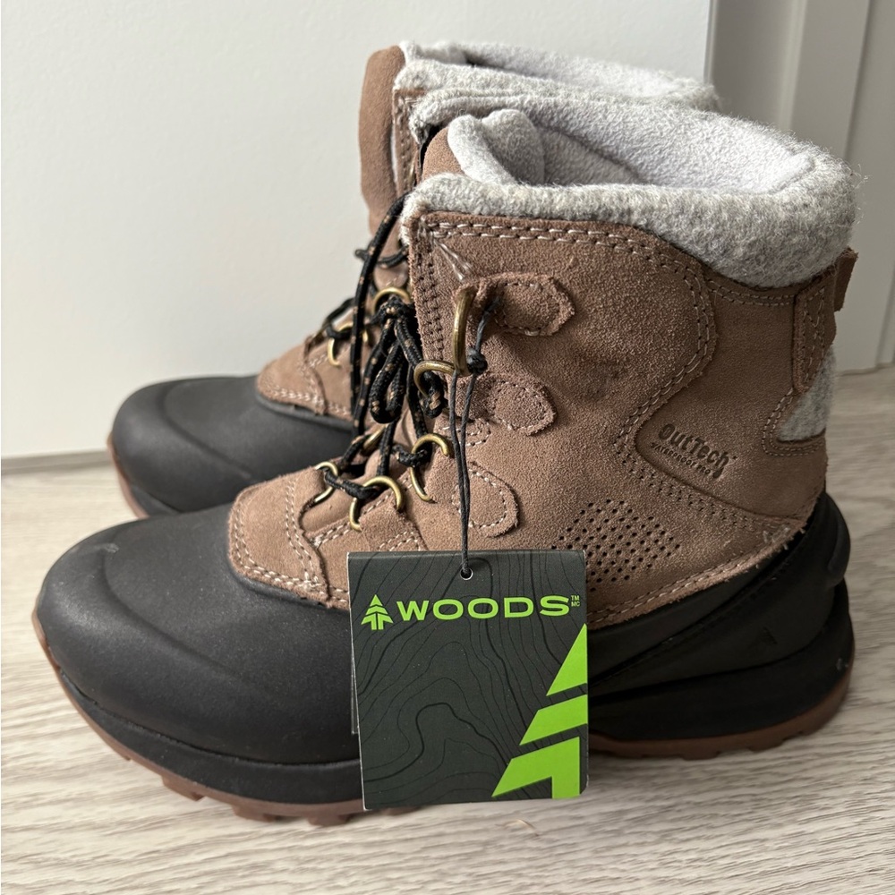 BNWT Winter Boots - Brown and Black